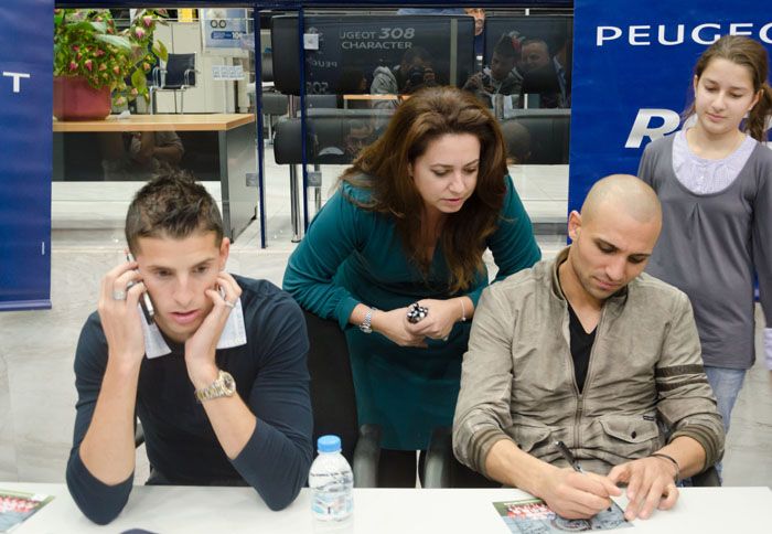 Τα «αστέρια» του Oλυμπιακού οδηγούν Peugeot